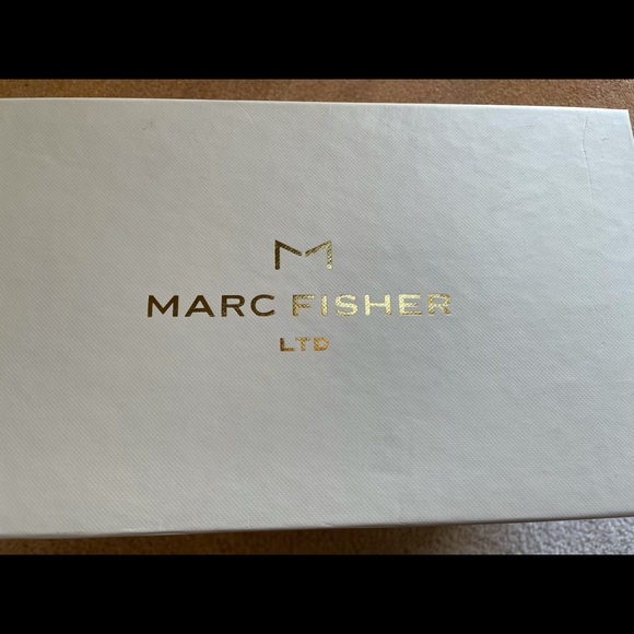 Shoos - Picture 7 of 7